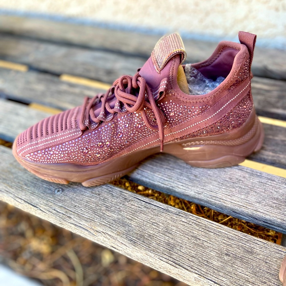 STEVE MADDEN MAXIMA ROSE SHOES